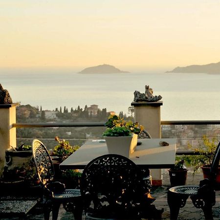 Il Golfo Artisti E Poeti Villa Thea Lerici Buitenkant foto